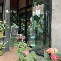 เอื้องหลวงจันท์ คาเฟ่ของคนจันท์ 