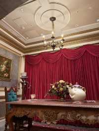 Beauty and the beast เครื่องเล่นที่พีคที่สุด