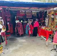 Handcrafted Wonders: Discovering Sarikei Market’s Traditional Treasures!