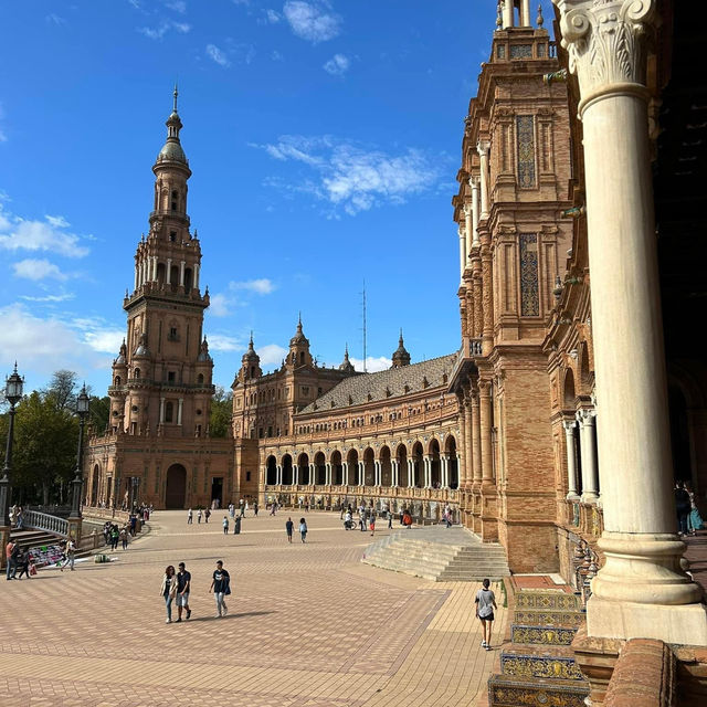 Discover Seville, Spain 💃