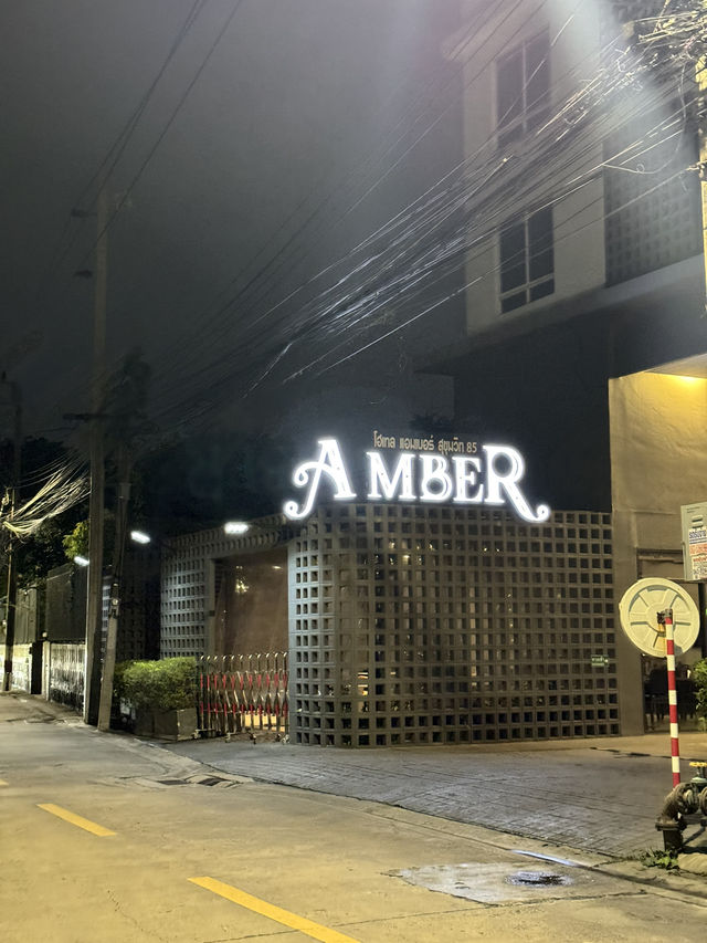 Amber Hotel 