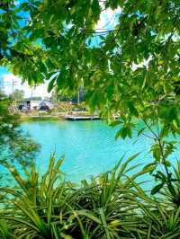 PICTURESQUE SEAVERSE CAFE AND RESTAURANT 