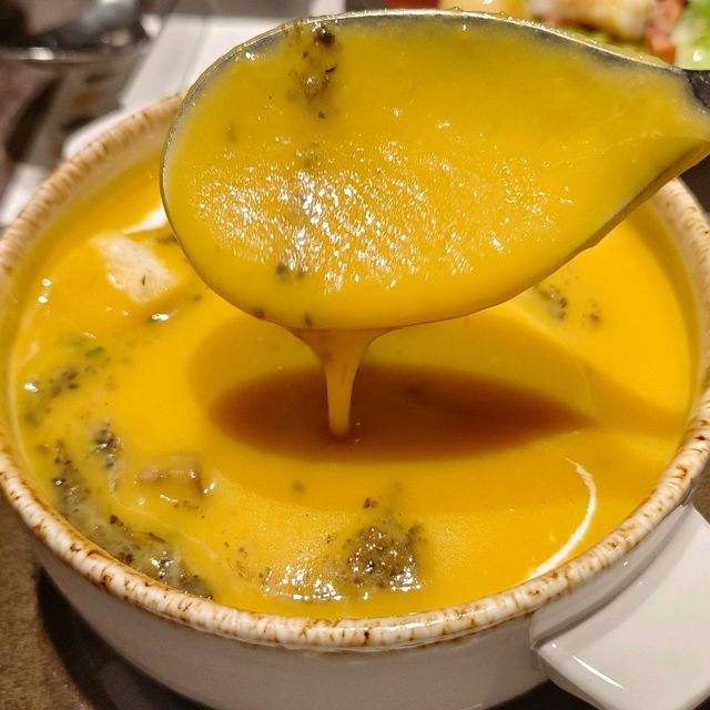 台北喜來登大飯店比薩屋PizzaPub