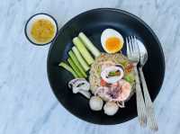 เกี๊ยวหนองบัว (สาขาวังหลัง) ร้านดังจังหวัดตราด