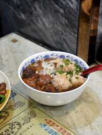แนะนำร้านข้าวและก๋วยเตี๋ยวที่จิมซาจุ่ย