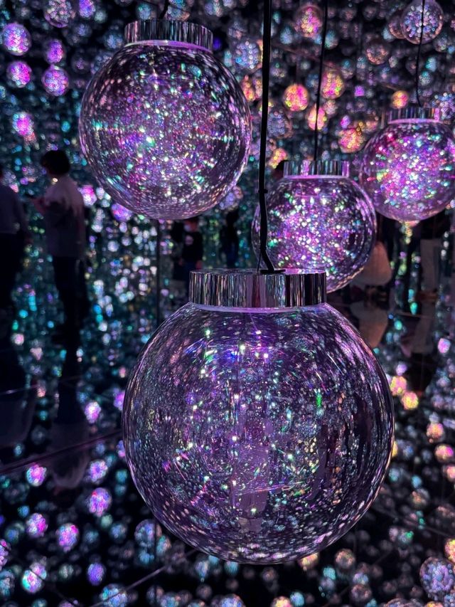 TeamLab Borderless