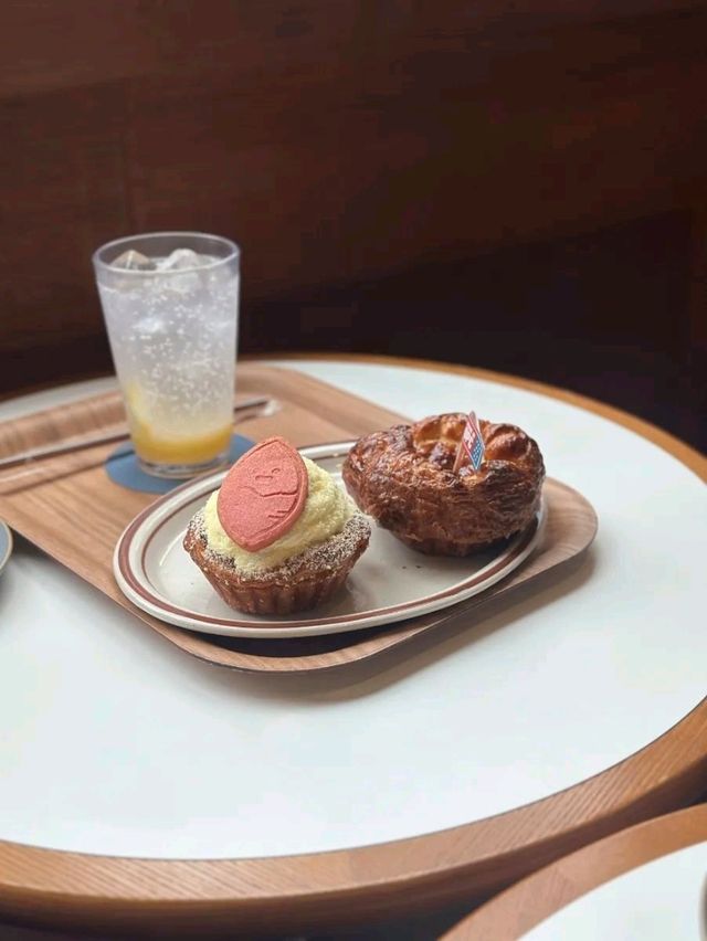 <오소리 파이 클럽>미트파이 맛집 카페☕️
