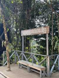 Tad Gneuang Waterfall : Paksong