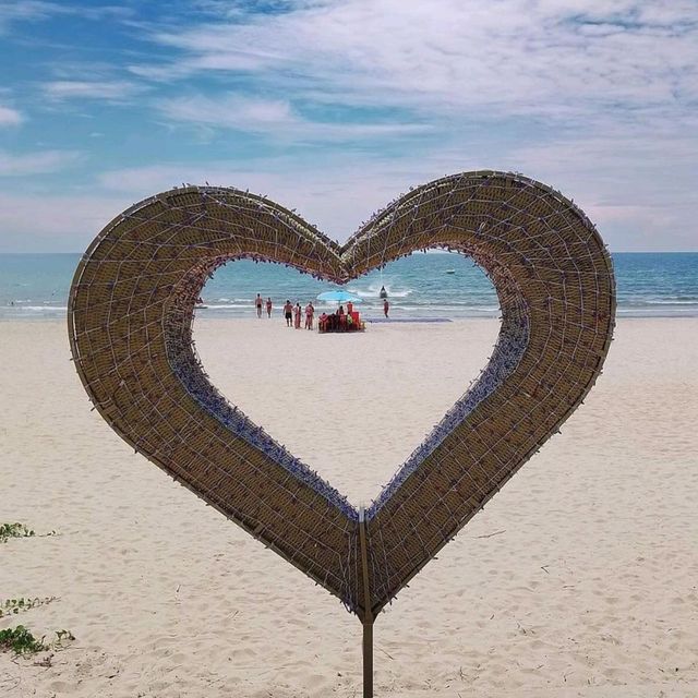 🏝️ Discover Da Nang: Vietnam’s Coastal Gem! 🌊