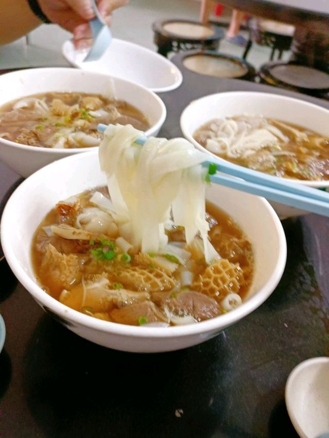 Deliciously Tender: Savor the Legendary Tangkak Beef Noodle Experience