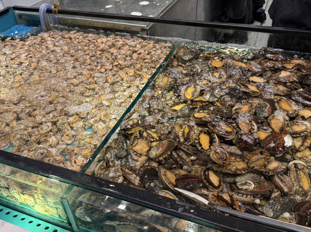 必須打卡：真心大癲！任撈任食海鮮放題打邊爐！