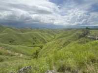 Tanau Hills: Endless Views and Pure Serenity 🌄✨
