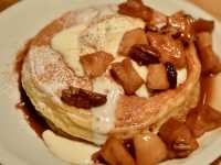 Chill Café in Aoyama – Crisscross🥞