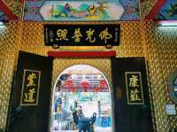 泰國曼谷市中心湄南河畔著名華人文化古跡寺廟景點：Wat Amon Khiri，祈福非常靈驗，適合打卡拍照📸祈福冥想