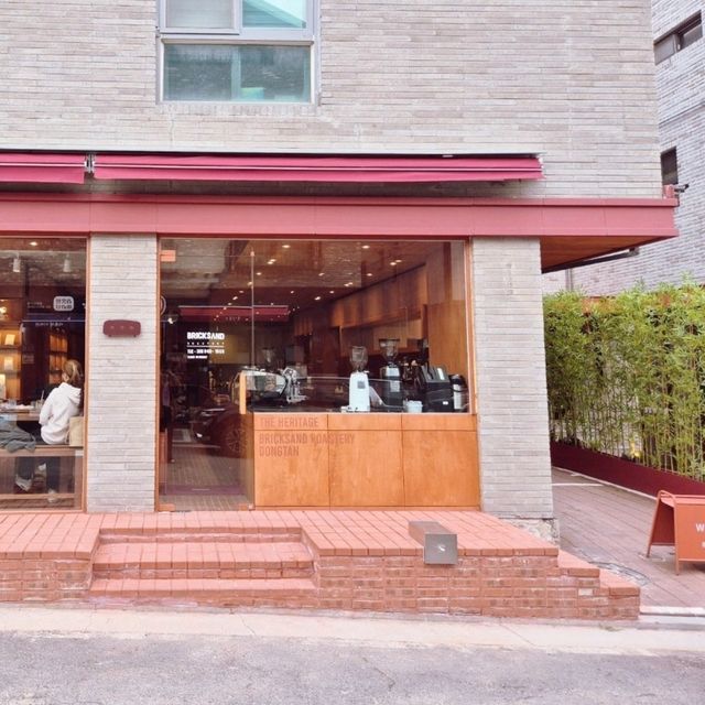 빨강 벽돌 감성카페 '브릭샌드'