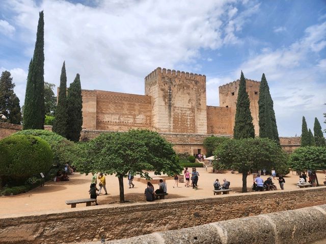 [🇪🇸グラナダ] アルハンブラ宮殿の花、ナスル宮殿の美しさ