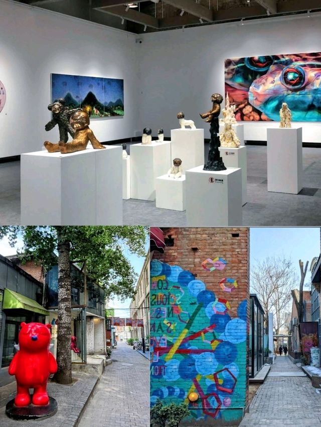 Exploring the famous, vibrant & unique contemporary art districts in Beijing. 