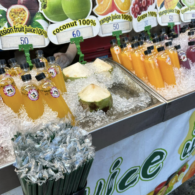 【チェンマイ】🇹🇭 ウアラーイ歩行者天国
