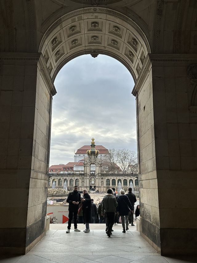 바로크식 양식의 향연🏰 독일 드레스덴 츠빙거 궁전