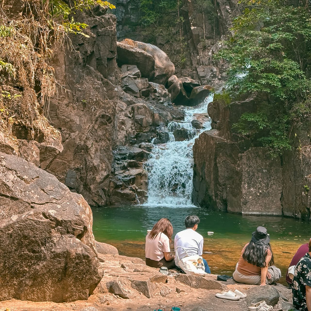 อุทยานแห่งชาติน้ำตกพลิ้ว  จันทบุรี