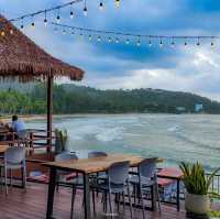 ร้านอาหารติดริมทะเล ขนอม