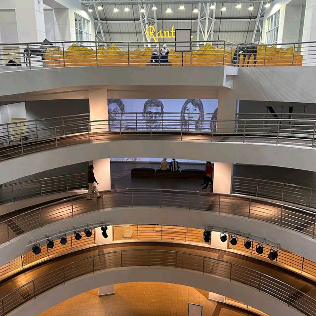 National Visual Arts Gallery