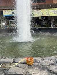 แวะพักผ่อนที่ น้ำพุร้อนแม่ขะจาน(ตลาดทวีสิน)