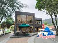 🌟 Starbucks Taman Cempaka Kuantan – Your Cozy Coffee Escape in the Heart of Town! ☕🌿
