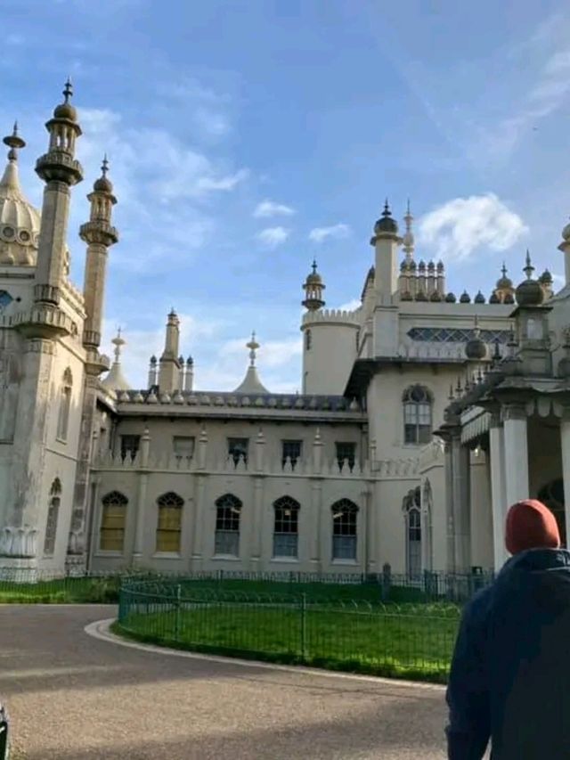 A Seaside Escape to Remember: My Brighton Trip