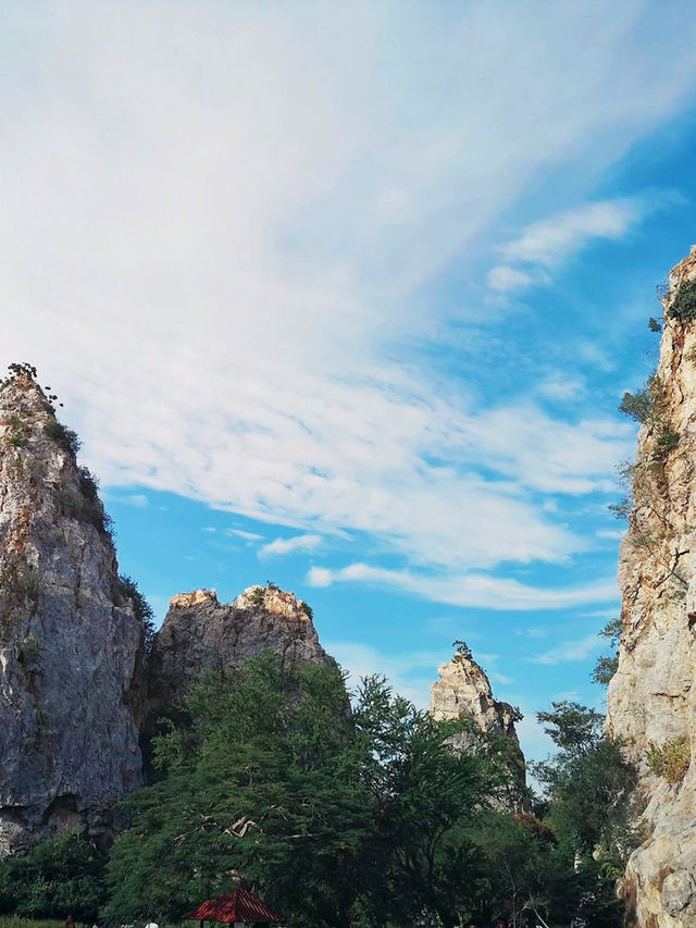เที่ยวชมธรรมชาติ อุทยานหินเขางู ราชบุรี