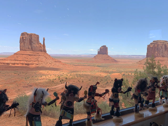 Monument Valley Navajo Tribal Park on a Spring Day: Desert Heat and Timeless Beauty