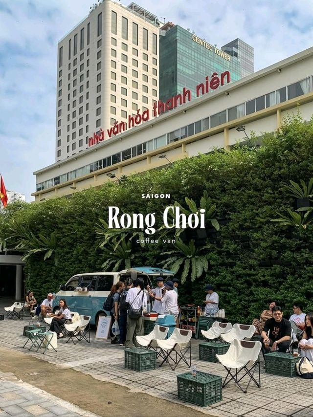 Rong Chơi Coffee Van