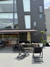 元朗新單橦村屋咖啡店|超大戶外空間寵物友善