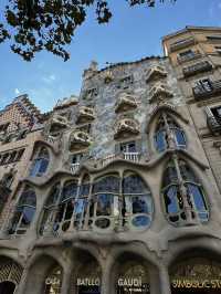 Stepping Into Gaudí’s Dreamworld in Barcelona ✨