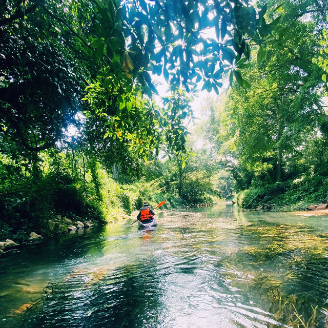 #พายเรือคายัค #ชมธรรมชาติ #น้ำผุดธรรมชาติเขาใหญ่💦