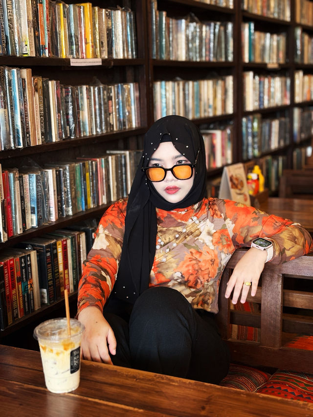 Pakarang Vintage Café  