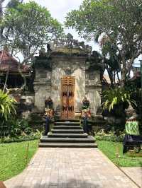 "Bali's Premier Transit Haven"
