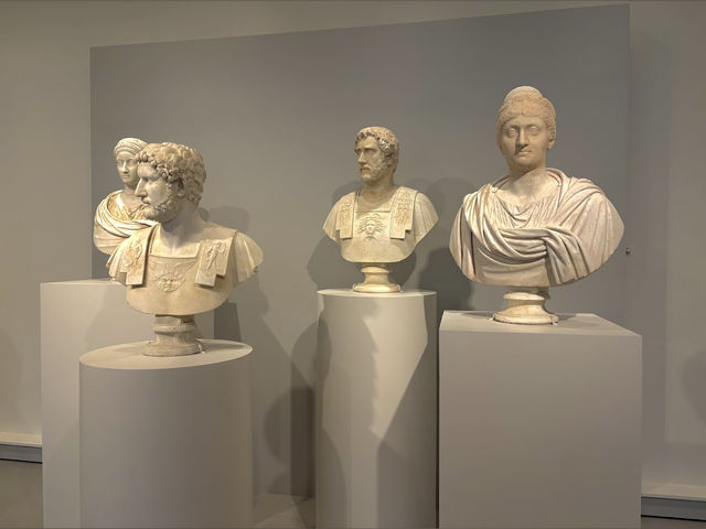 The Art Institute of Chicago