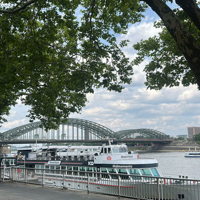 🇩🇪 科隆 Köln | 大教堂的震撼、萊茵河畔的浪漫，德國必訪夢幻之城！