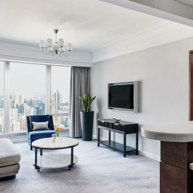 Where Contemporary Luxury Meets Vibrant Culture