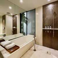 A Harmonious Blend of Luxury and Tranquility