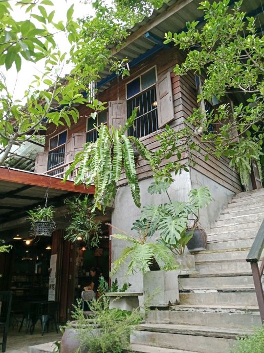 คาเฟ่ ที่ทำให้ฉันรู้สึก ย้อนยุคกลับไปสมัยเก่า 