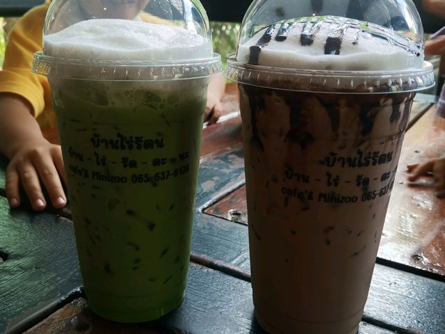 บ้านไร่รัตนคาเฟ่ ban rai rattana cafe 