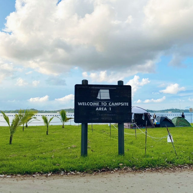 Breezy Escapes at Pasir Ris Beach 🇸🇬