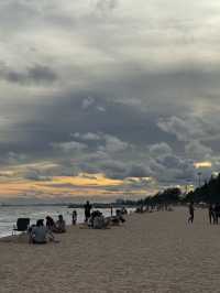 หาดแหลมเจริญ สายมินิมอลนั่งชิลแนะนำที่นี่เลยย ✨