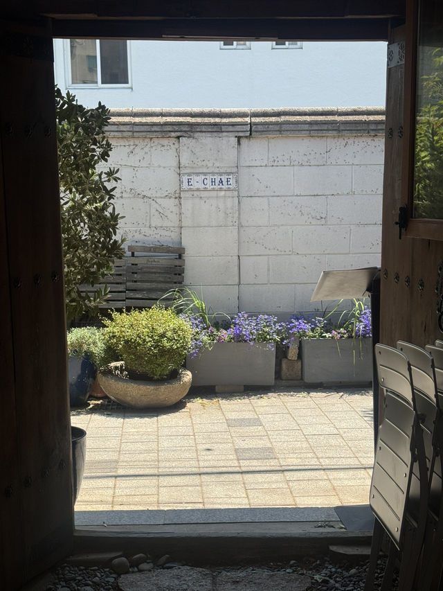 ☕ 북촌 이채카페, 한옥 감성의 아늑한 휴식!
