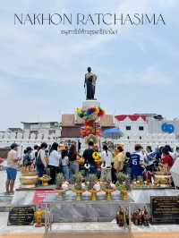 อนุสาวรีย์ท้าวสุรนารี(ย่าโม) เมืองโคราช