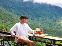 ร้านพิซซ่าท่ามกลางวิวภูเขา