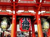 The grand gate of Sensoji Temple, Hozomon Treasure House Gate