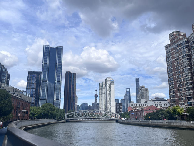 Cultural historical exploration along the Suzhou Creek